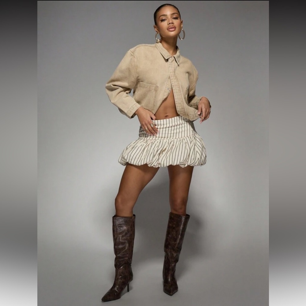 Missguided + Beige Striped Mini Bubble Skirt